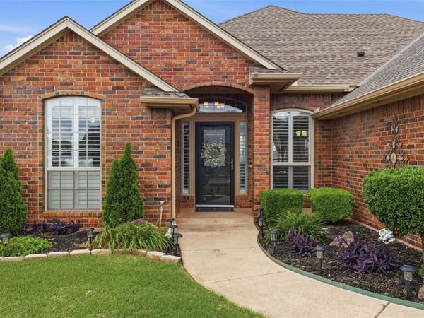 3017 Richfield Lane, Edmond, OK 73013