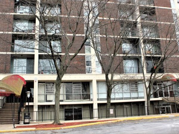1043 S York Road , Unit 301, Bensenville, IL 60106