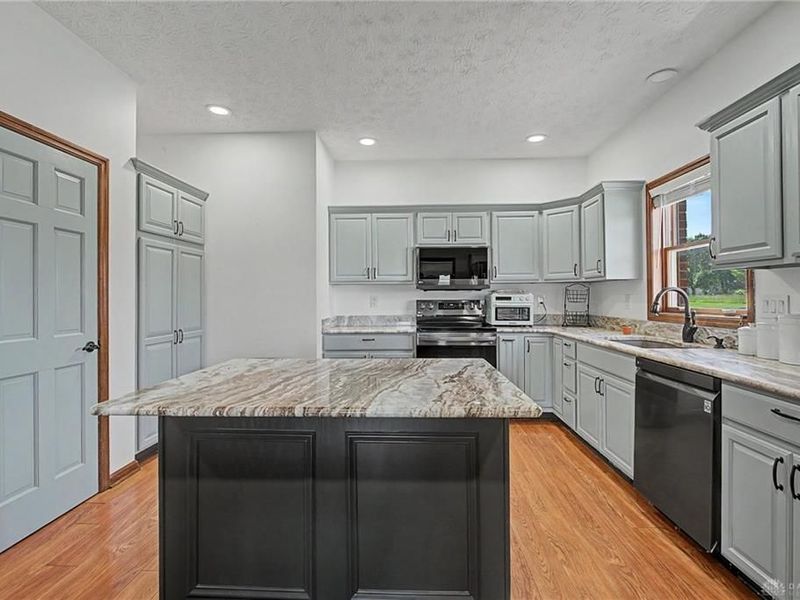 7338 Bard Road, Tipp City, OH 45371 Photo 18