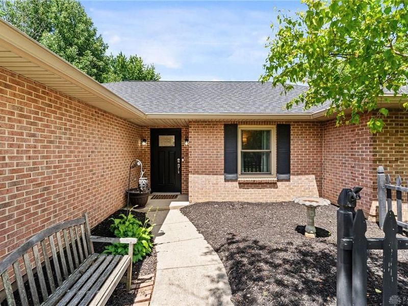 3936 Felice Court, Beavercreek, OH 45432 Photo 2