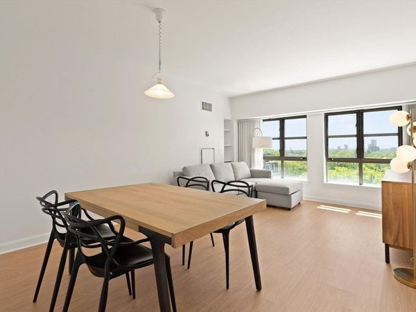 931 Massachusetts Avenue, Unit 606, Cambridge, MA 02139
