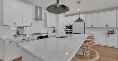 5049 Gold Rush Dr, Folsom, CA 95630 Photo