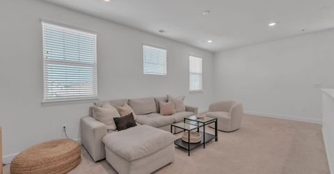 5049 Gold Rush Dr, Folsom, CA 95630 Photo