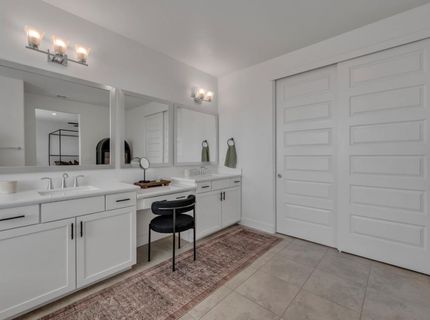 5049 Gold Rush Dr, Folsom, CA 95630 Photo