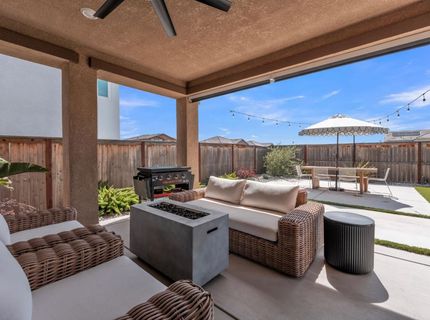 5049 Gold Rush Dr, Folsom, CA 95630 Photo