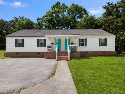 7625 E Oakridge Circle, Unit A & B, North Charleston, SC 29420