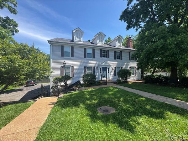 809 N Hanley Road , Unit C, St Louis, MO 63130