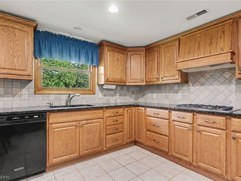 316 Walker Drive, Zanesville, OH 43701 Photo 8