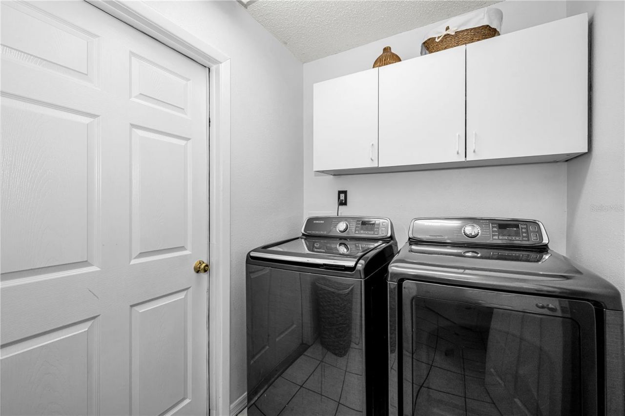 6907 Oldgate Circle, New Port Richey, FL 34655 Photo