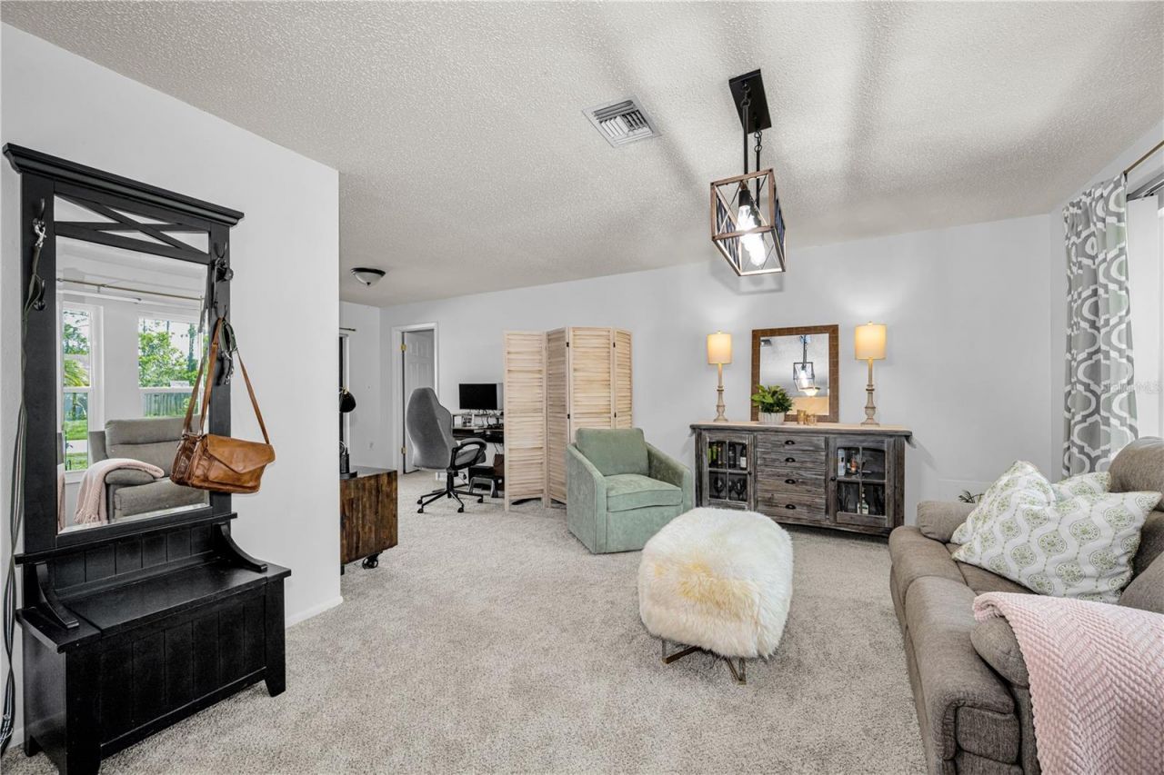 6907 Oldgate Circle, New Port Richey, FL 34655 Photo