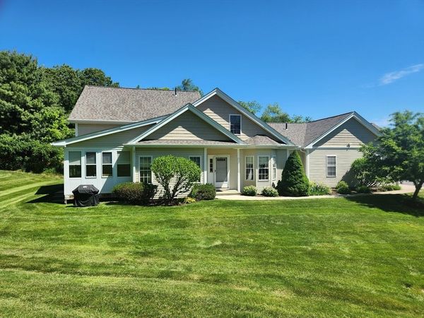 4 Apple Seed Drive, Unit 4, Shrewsbury, MA 01545