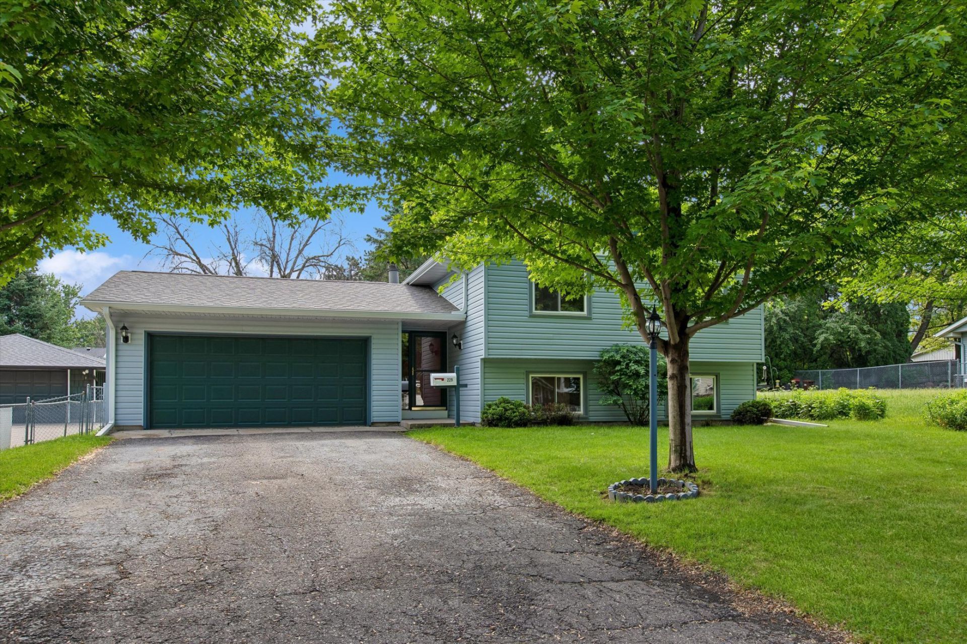 229 21st Avenue S, South Saint Paul, MN 55075