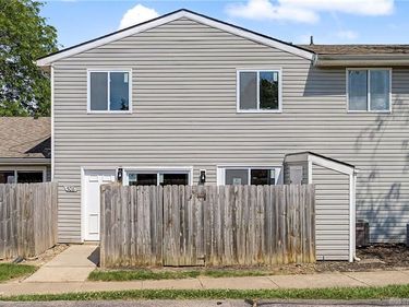 308 Chadwick Place, Fairborn, OH 45324