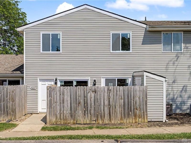 308 Chadwick Place, Fairborn, OH 45324 Photo 1