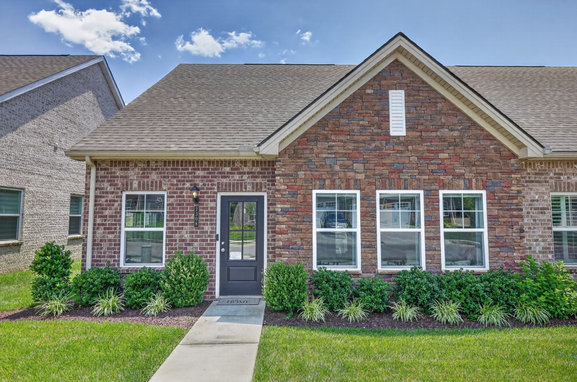 2306 Laurelstone Dr Murfreesboro, TN 37130