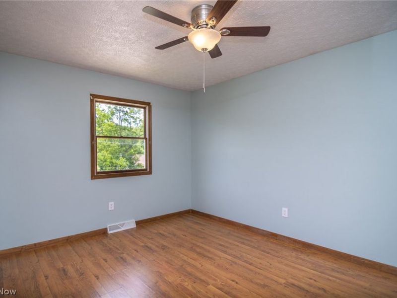 120 Windermere Drive, Saint Clairsville, OH 43950 Photo 15