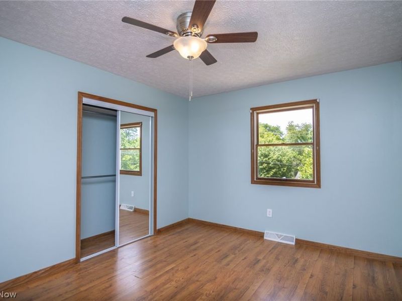 120 Windermere Drive, Saint Clairsville, OH 43950 Photo 16