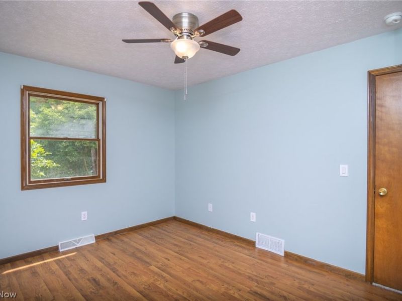 120 Windermere Drive, Saint Clairsville, OH 43950 Photo 19