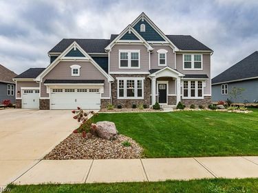 36603 Amalfi Road, North Ridgeville, OH 44039