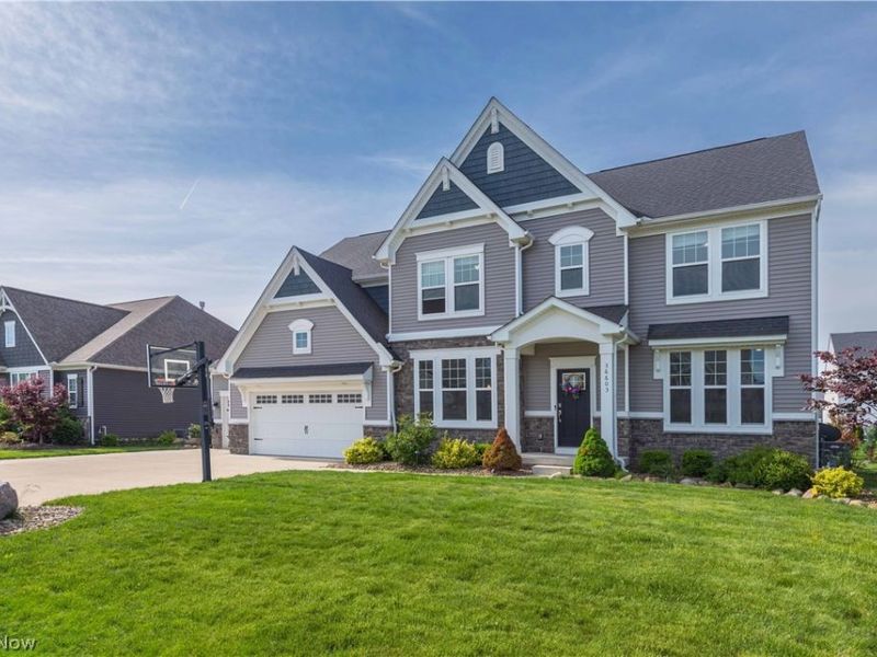 36603 Amalfi Road, North Ridgeville, OH 44039 Photo 3