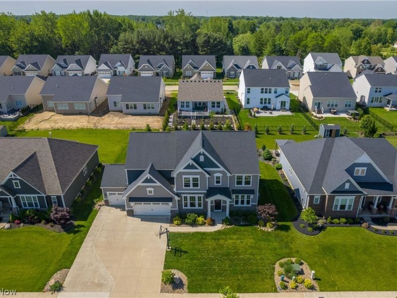 36603 Amalfi Road, North Ridgeville, OH 44039 Photo 4