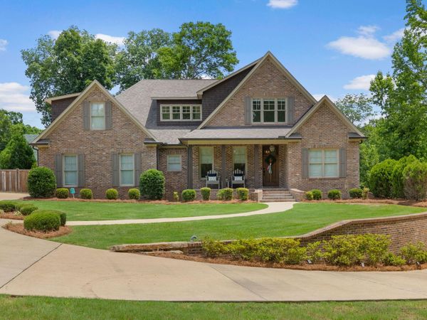 118 Autumn Hills Dr., Tupelo, MS 38801