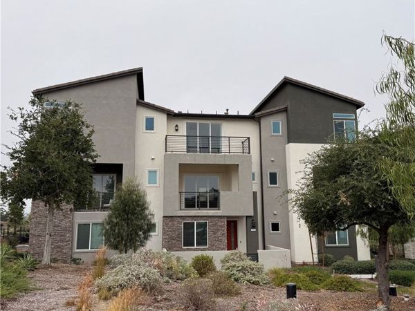 285 Lynx , Irvine, CA 92618