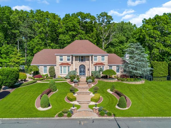24 Alexis Drive, Farmingdale, NJ 07727