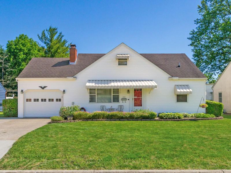 103 E Hocking Street, Canal Winchester, OH 43110 Photo 2