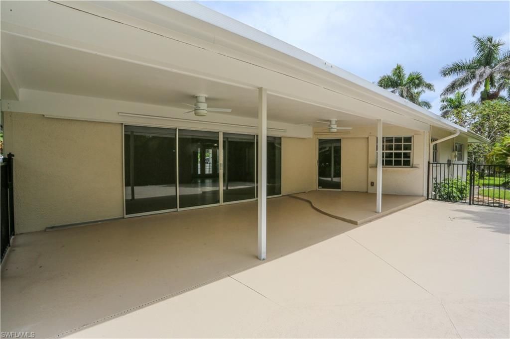 2901 Crayton Rd , Naples, FL 34103 Photo