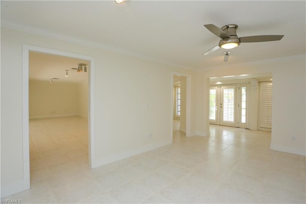 2901 Crayton Rd, Naples, FL 34103 Photo