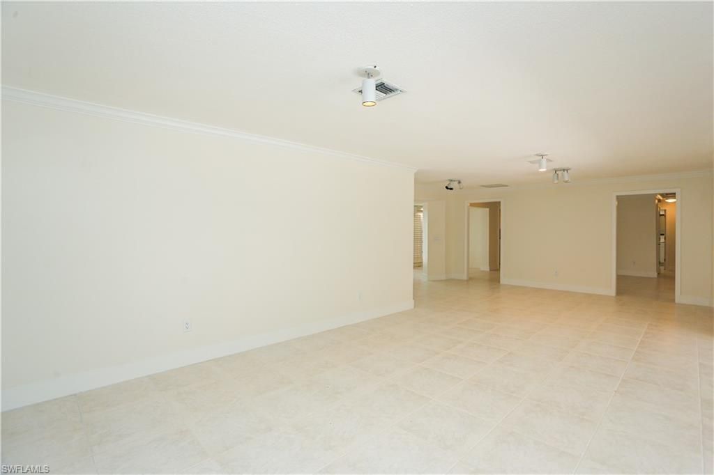 2901 Crayton Rd , Naples, FL 34103 Photo