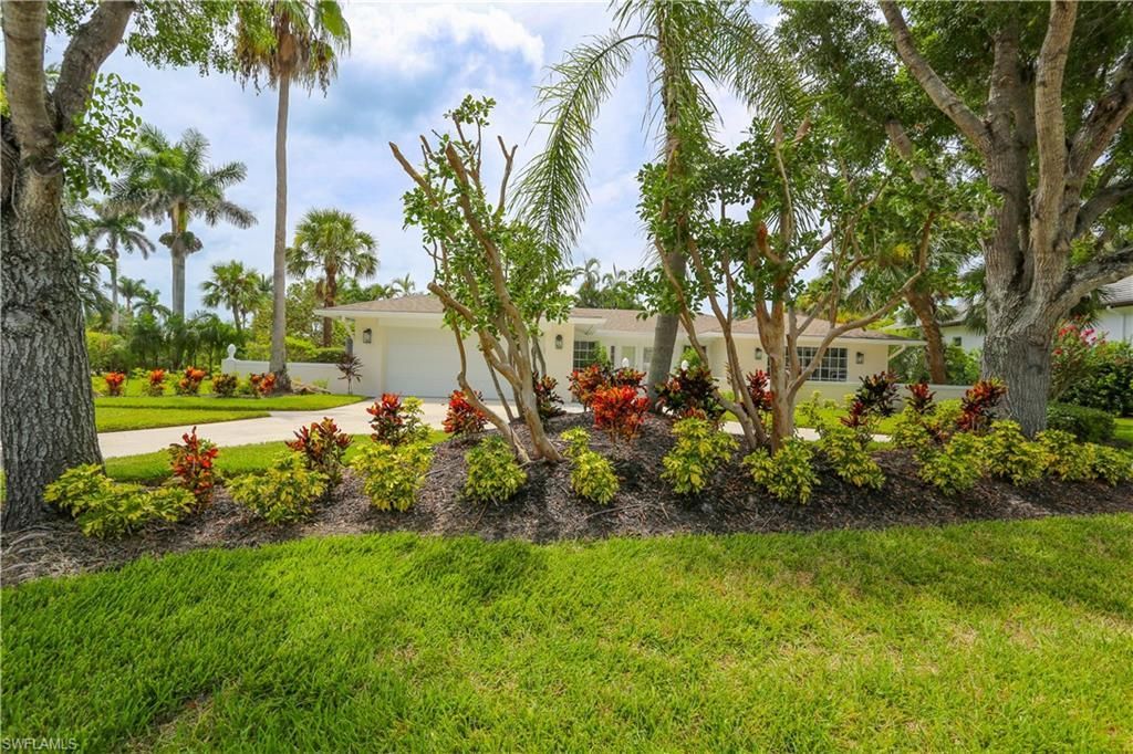 2901 Crayton Rd , Naples, FL 34103 Photo