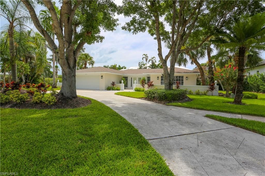 2901 Crayton Rd , Naples, FL 34103 Photo