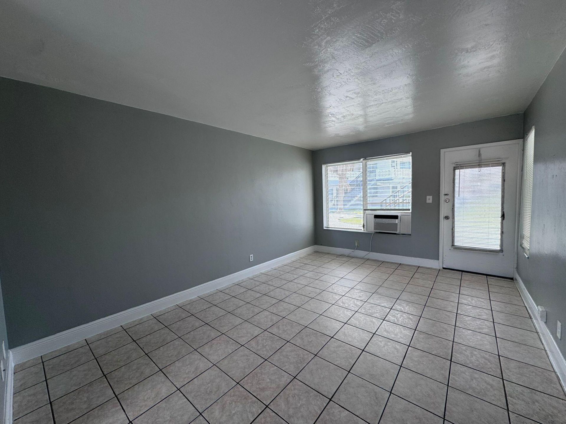 1251 W River Drive, Unit 3, Margate, FL 33063 Photo