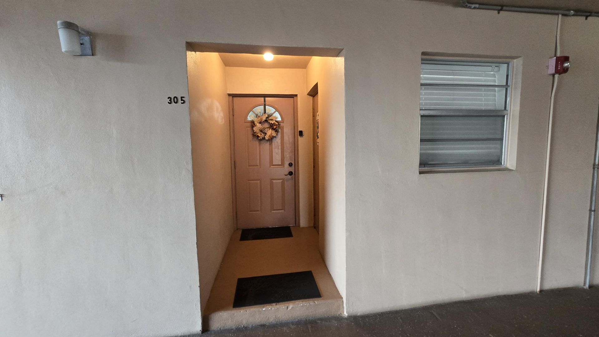 1200 Tallwood Avenue, Unit 305, Hollywood, FL 33021 Photo