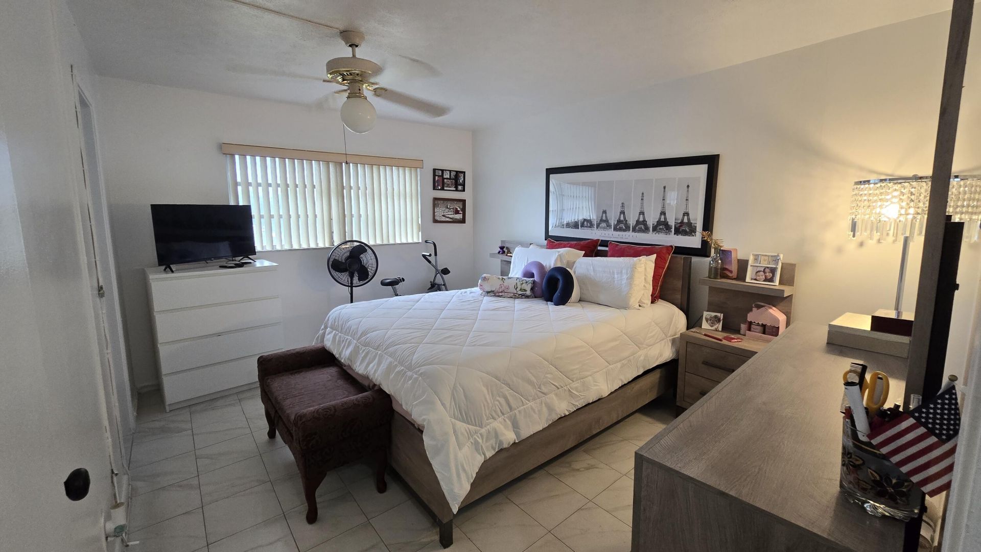 1200 Tallwood Avenue, Unit 305, Hollywood, FL 33021 Photo