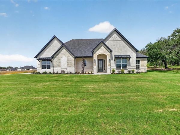1045 Arbor Vista Drive, Azle, TX 76020
