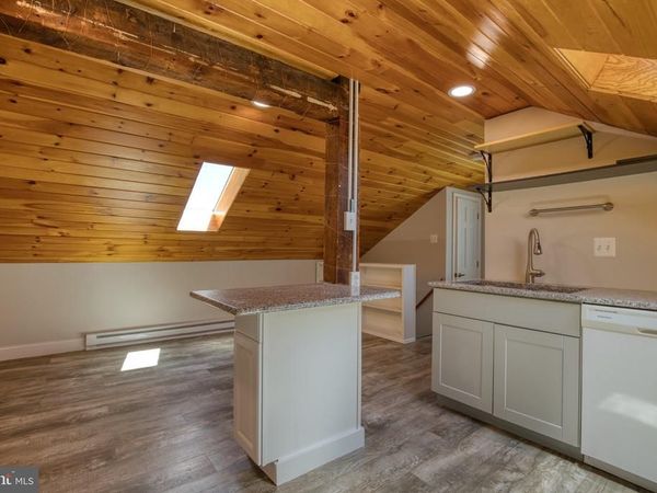 25 W 5TH AVENUE, Unit 3, COLLEGEVILLE, PA 19426