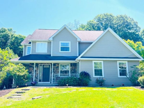 952 VALLEYBROOK ROAD , GARNET VALLEY, PA 19060
