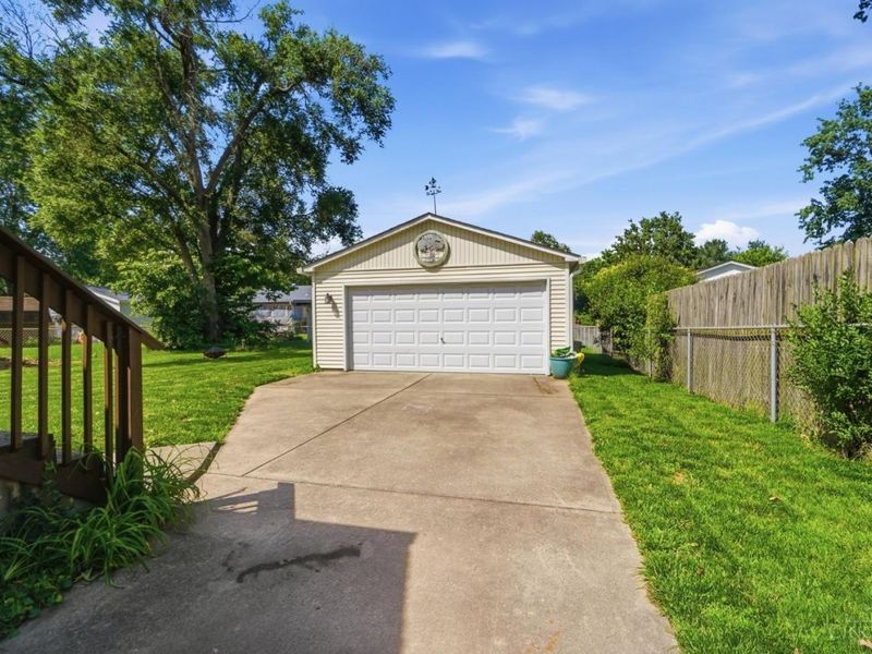 23 Potowatomie Trail, Milford, OH 45150 Photo 16