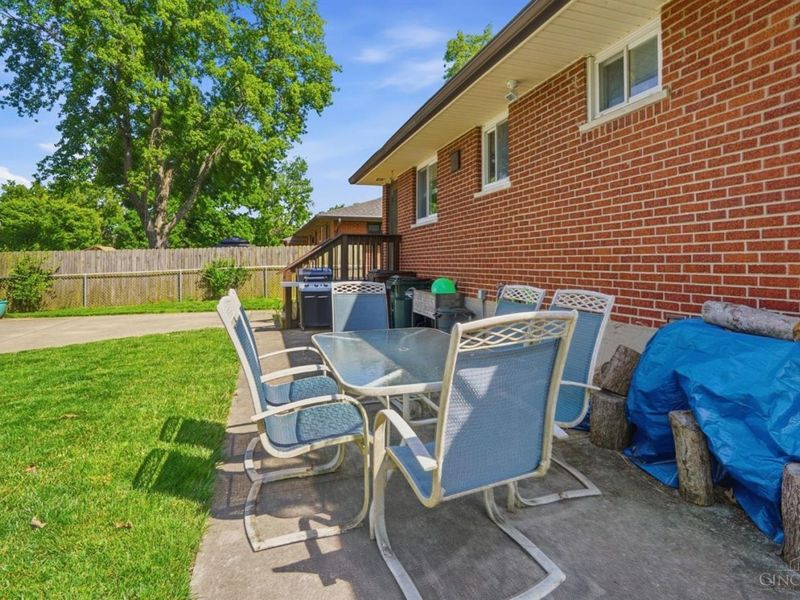23 Potowatomie Trail, Milford, OH 45150 Photo 29