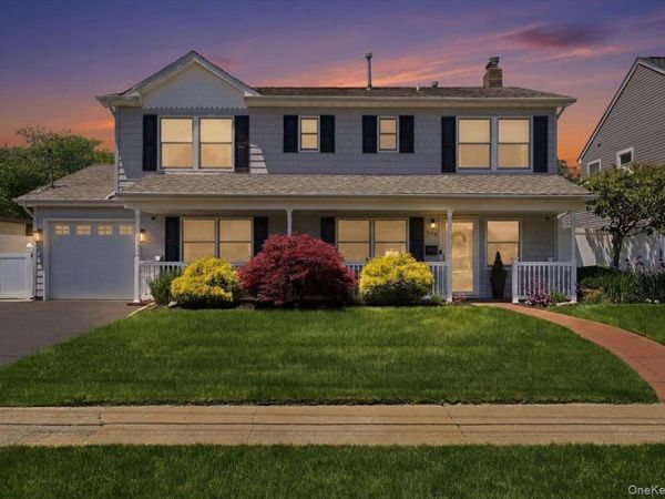 346 Seaford Avenue, Massapequa, NY 11758
