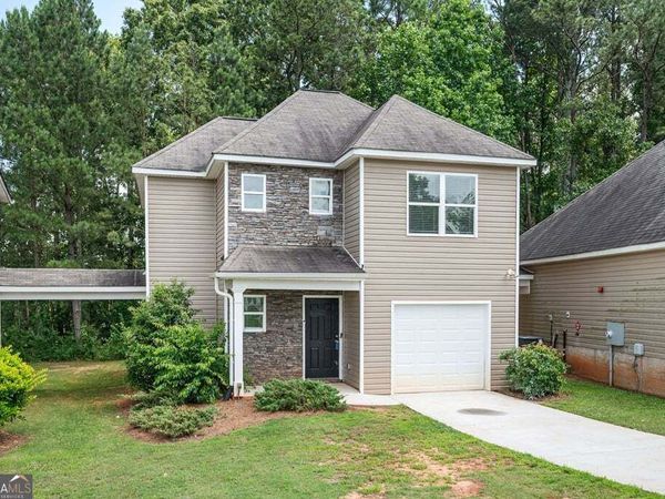 651 Carlton Pointe Drive, Palmetto, GA 30268