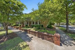 137 Wescott Place  photo 4