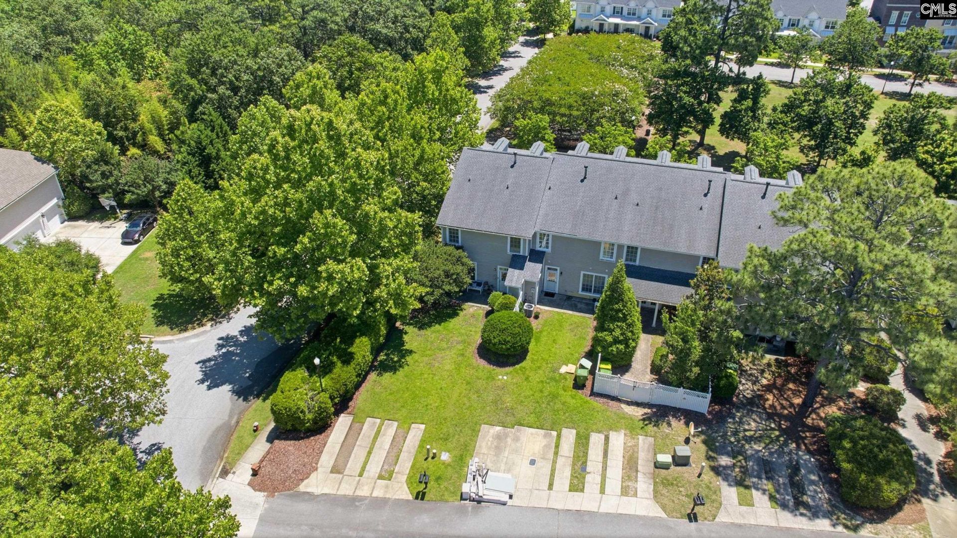 137 Wescott Place  Photo 5