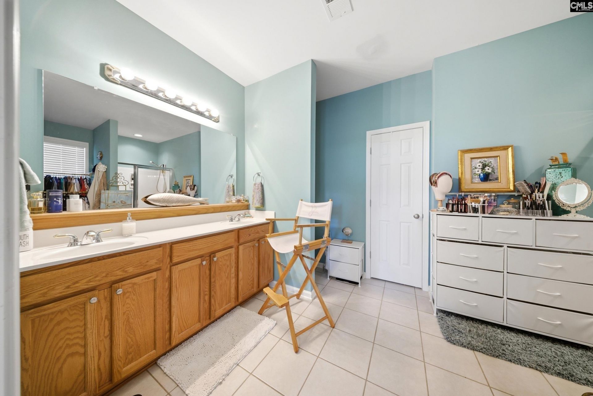 137 Wescott Place  Photo 8