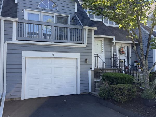 16 Hawley, Unit 16, Stratford, CT 06614
