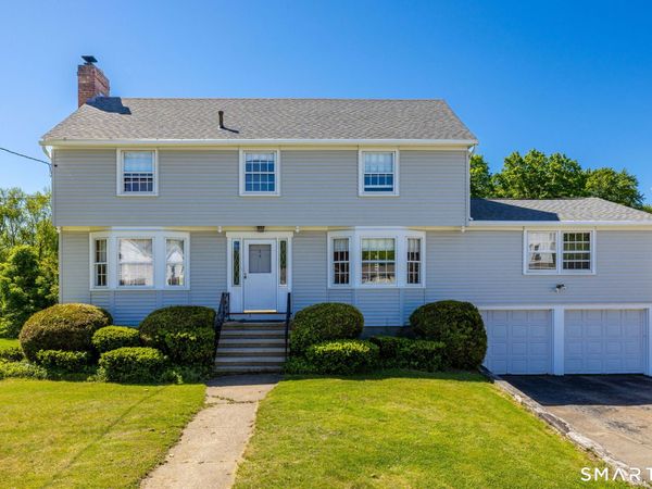 84 Norwich , Colchester, CT 06415