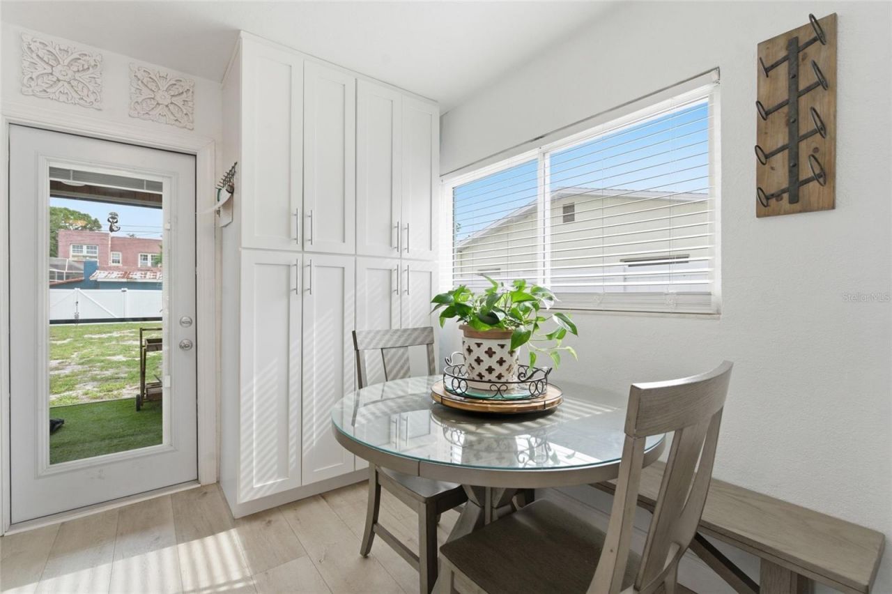 6810 4th Avenue N, Saint Petersburg, FL 33710 Photo